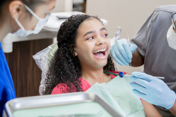 Best Emergency Root Canal Treatment in Hazel Park, MI